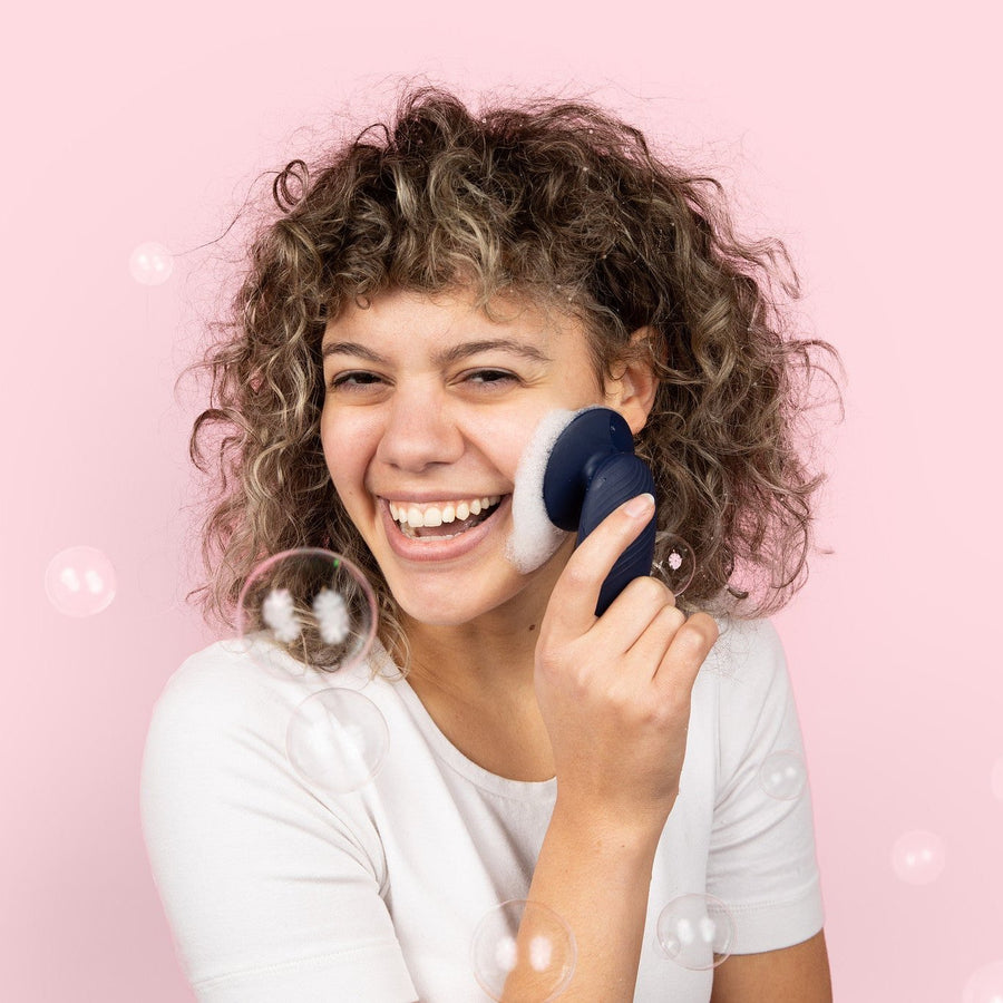 SoniGlow<br>Sonic Silicone Cleansing Brush